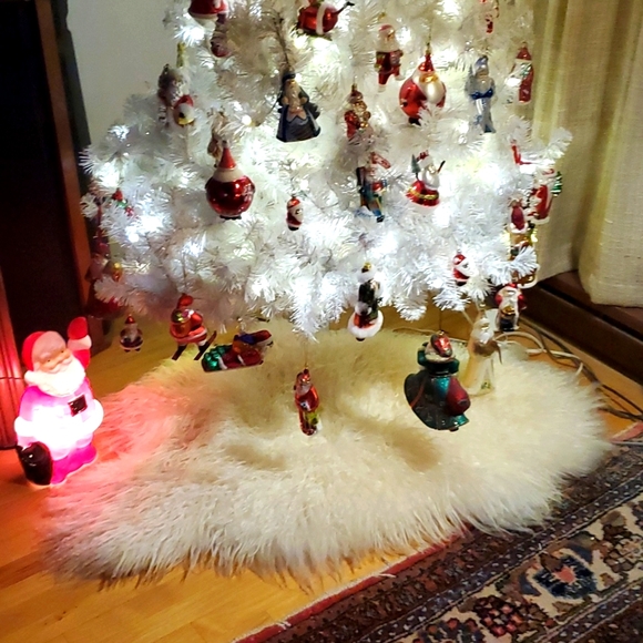 💥SOLD💥Authentic Mongolian Sheep Fur Pelt - Picture 1 of 8